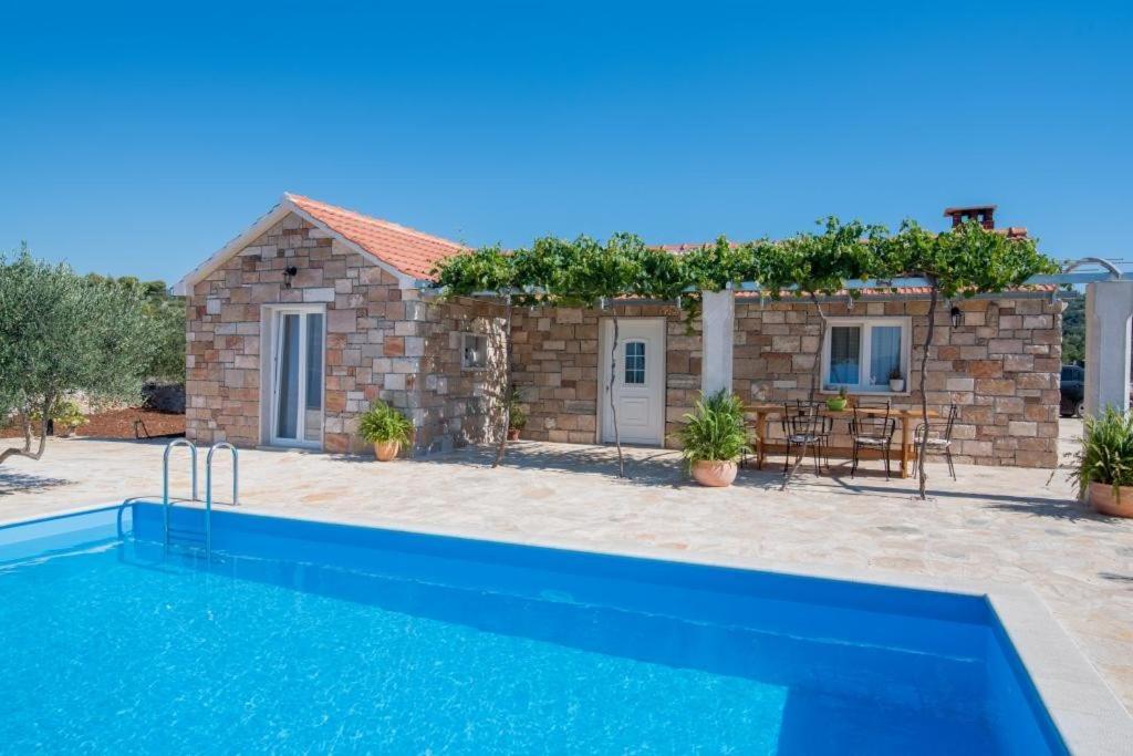 Holiday Home My Summer House Supetar Luaran gambar